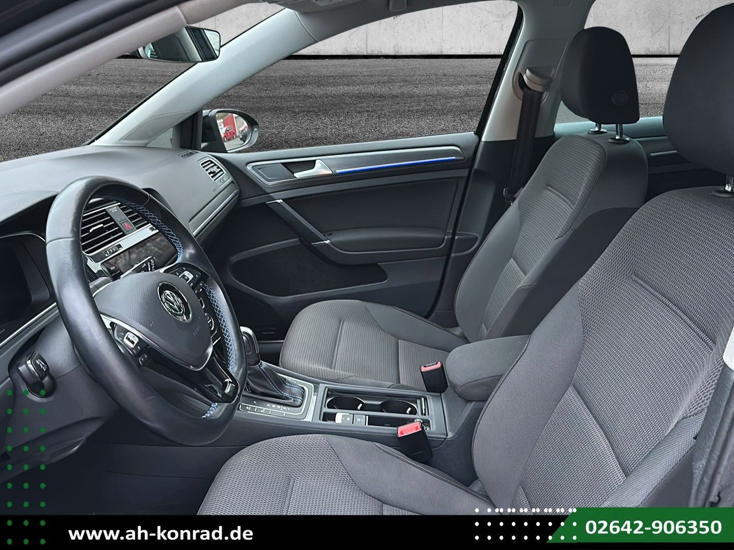 Fahrzeugabbildung Volkswagen Golf VII Lim. e-Golf*WÄRMEPUMPE*NAVI*CCS*ACC