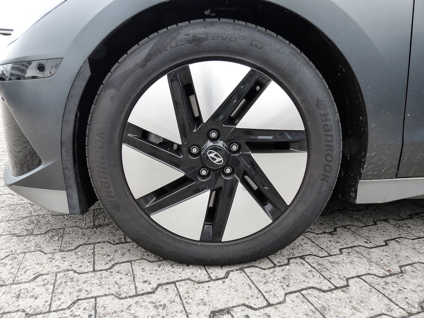 Hyundai IONIQ 6 Uniq Elektro 4WD 77kWh Navi Kamera PDC L imagem 3
