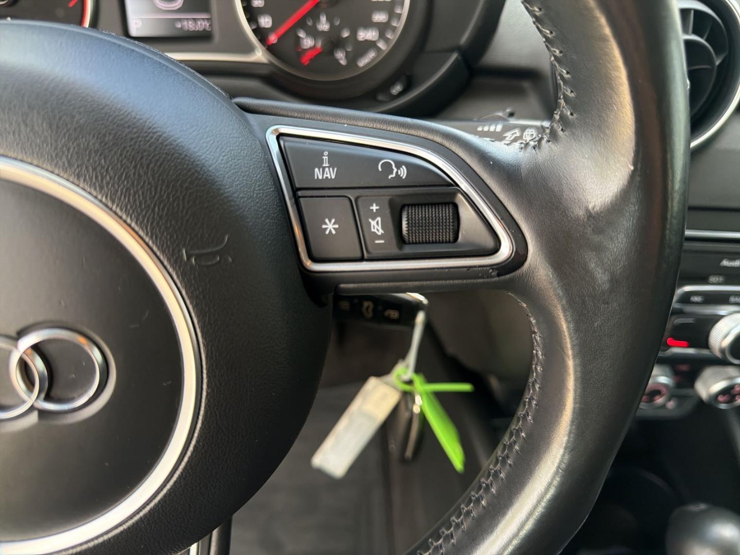 Audi A1 Sportback 1.0 TFSI design Navi Klimaautom SHZ