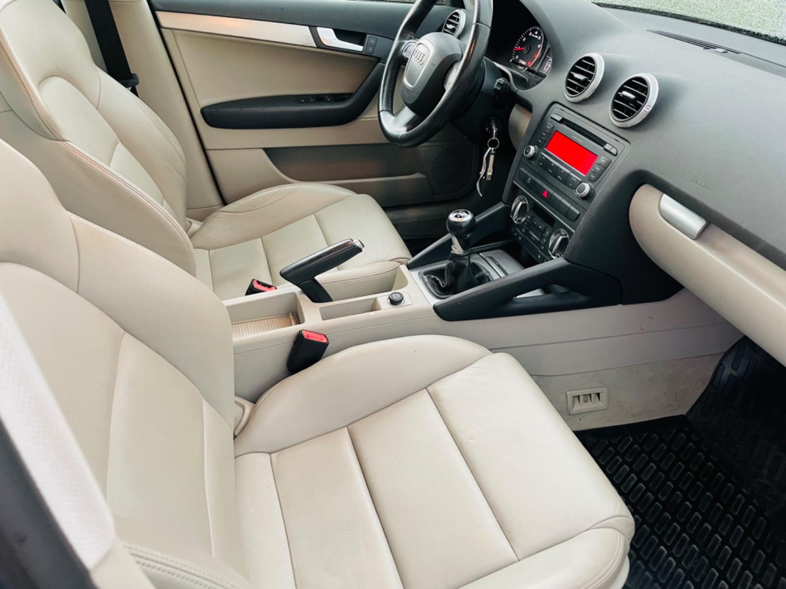 Audi A3 2010 — photo 10