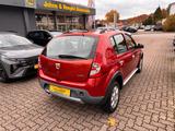 Dacia Sandero Stepway - Dacia Sandero aus 2009: Stepway
