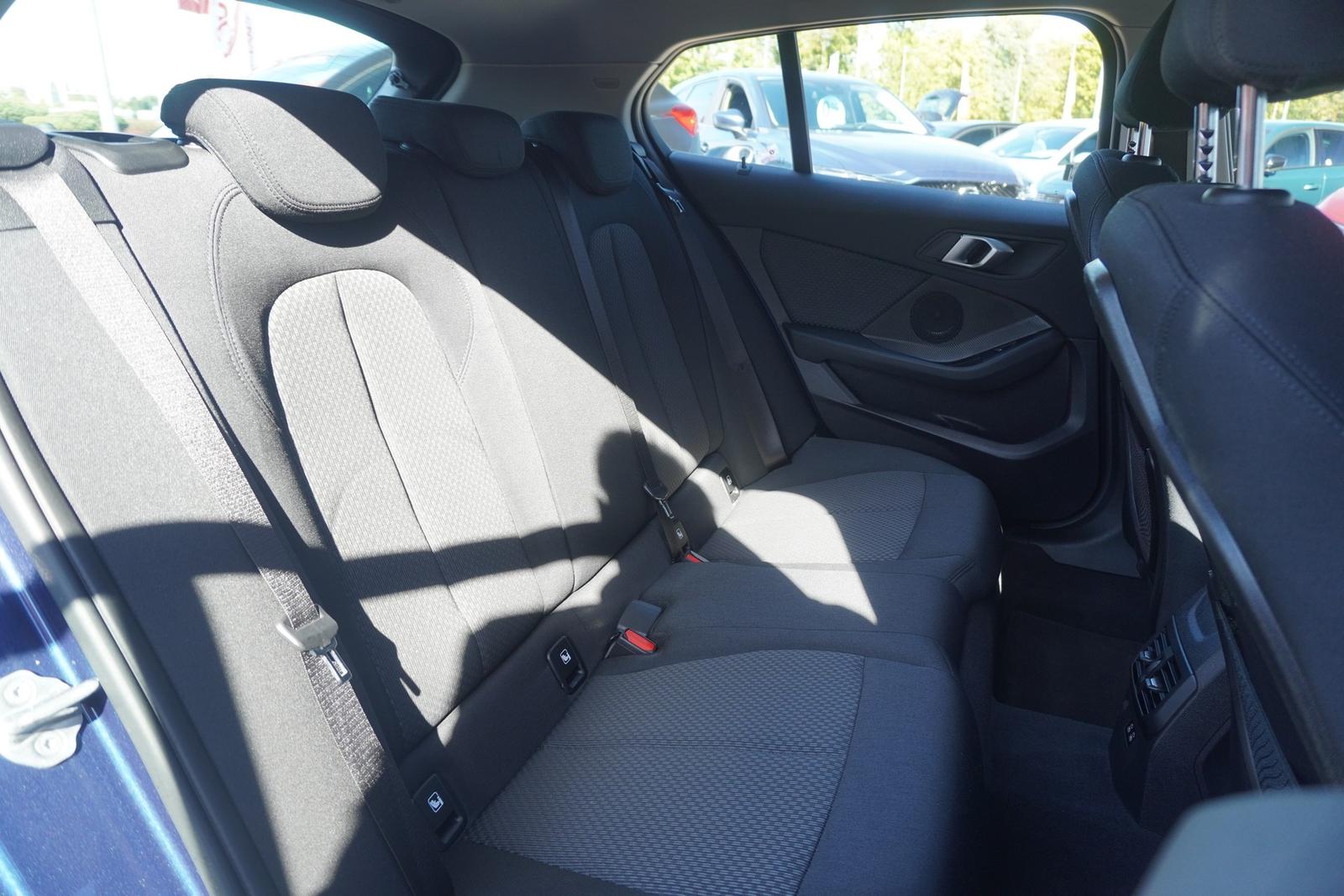 BMW 1 Series i Advantage Aut. LED Navi Kamera Sitzheizung, миниатюра 11