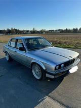 BMW E30 324d Oldtimer - BMW 324 mit Diesel-Antrieb: Automatik