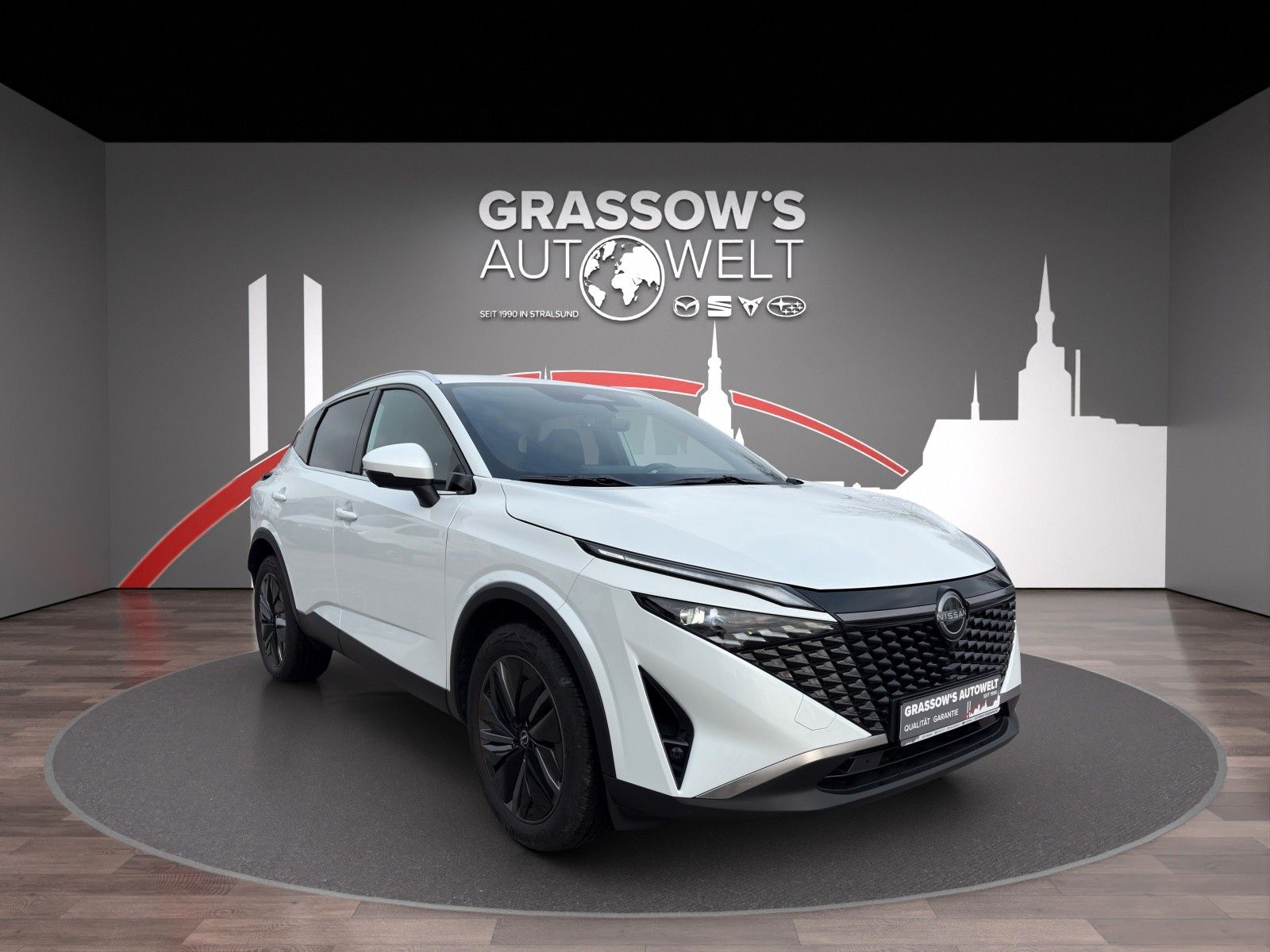 Fahrzeugabbildung Nissan Qashqai 1.3 DIG-T Tekna HeadUp/NAVI/ACC/360/LHZ