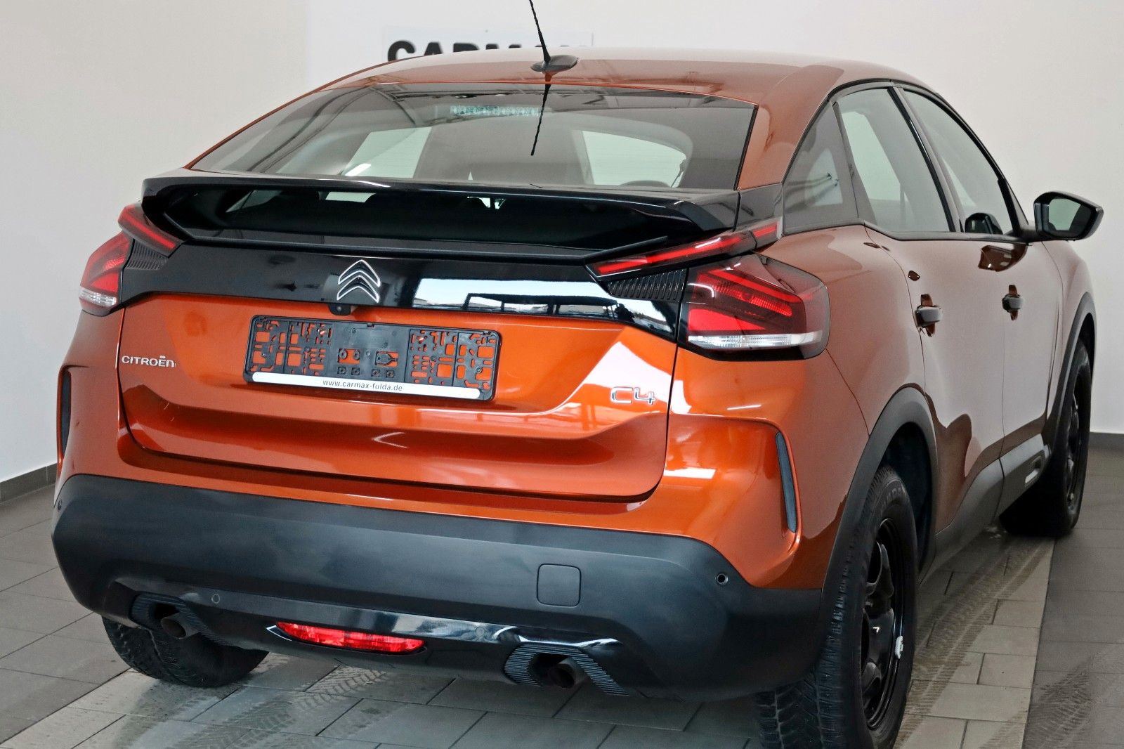 Fahrzeugabbildung Citroën C4 Lim. Feel App Connect,PDC,8 fach bereift