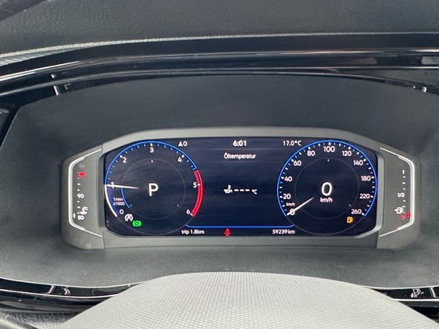 Fahrzeugabbildung Volkswagen T6.1 Multivan Comfortline NAVI AHK DCP 2.0 TDI 2