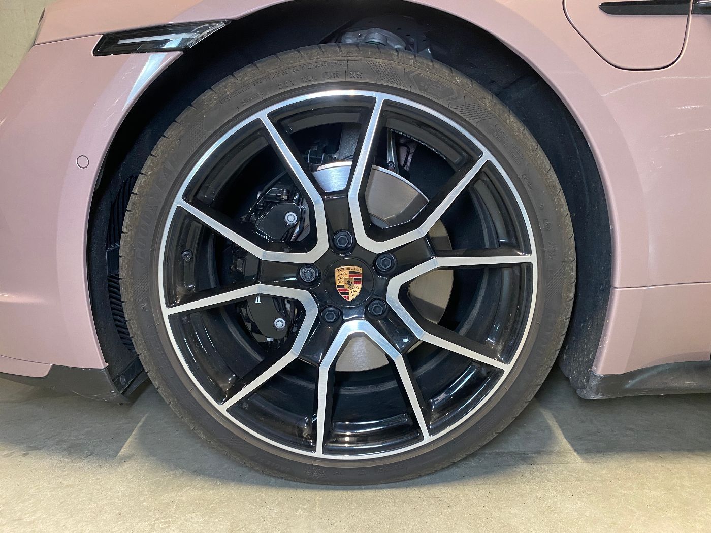 Porsche Taycan 4S Sport Turismo Black Edition foto 9