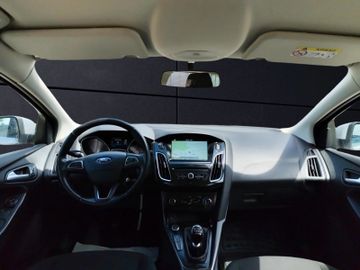 Ford Focus - 11