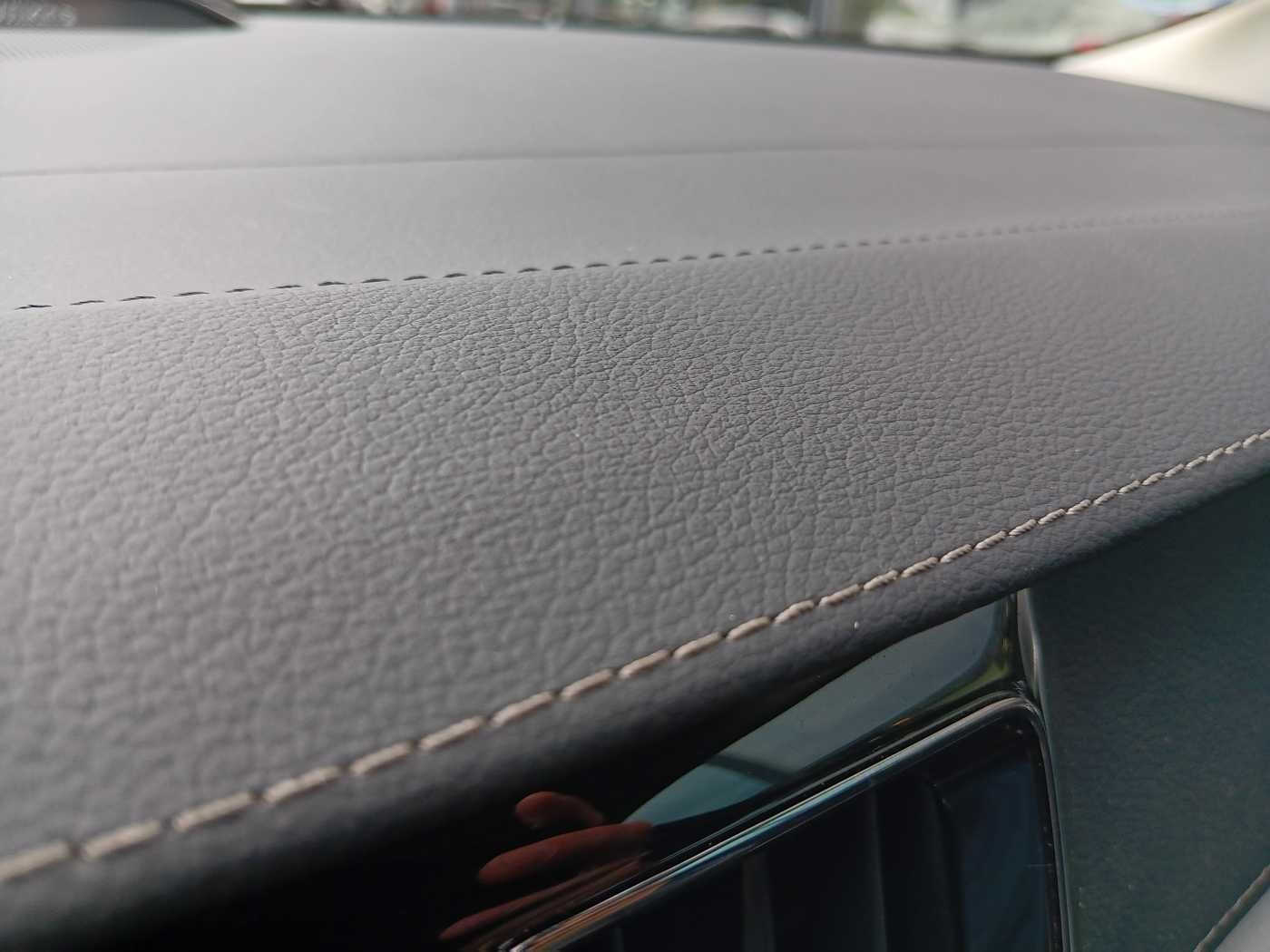 Fahrzeugabbildung Volvo V60 Cross Country B4D AWD Ultimate 'Massagesitze