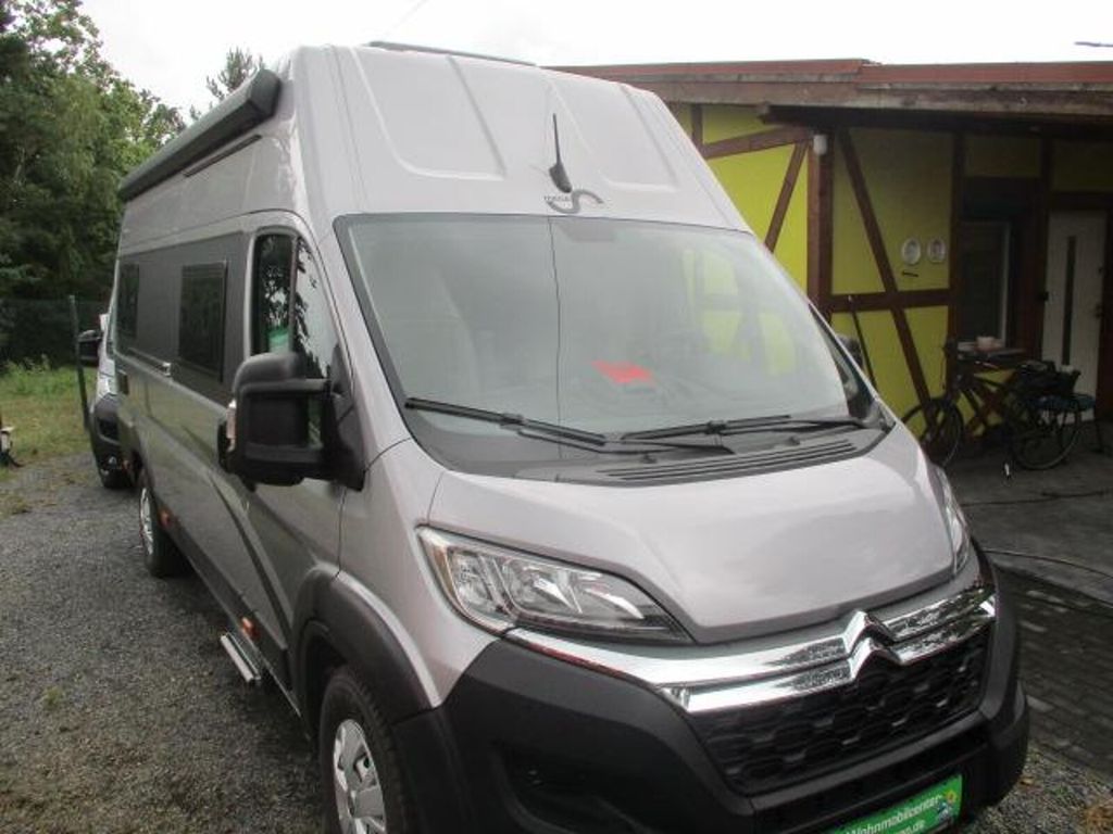 MegaMobil Mega Revolution 640 Citroen 165 PS 