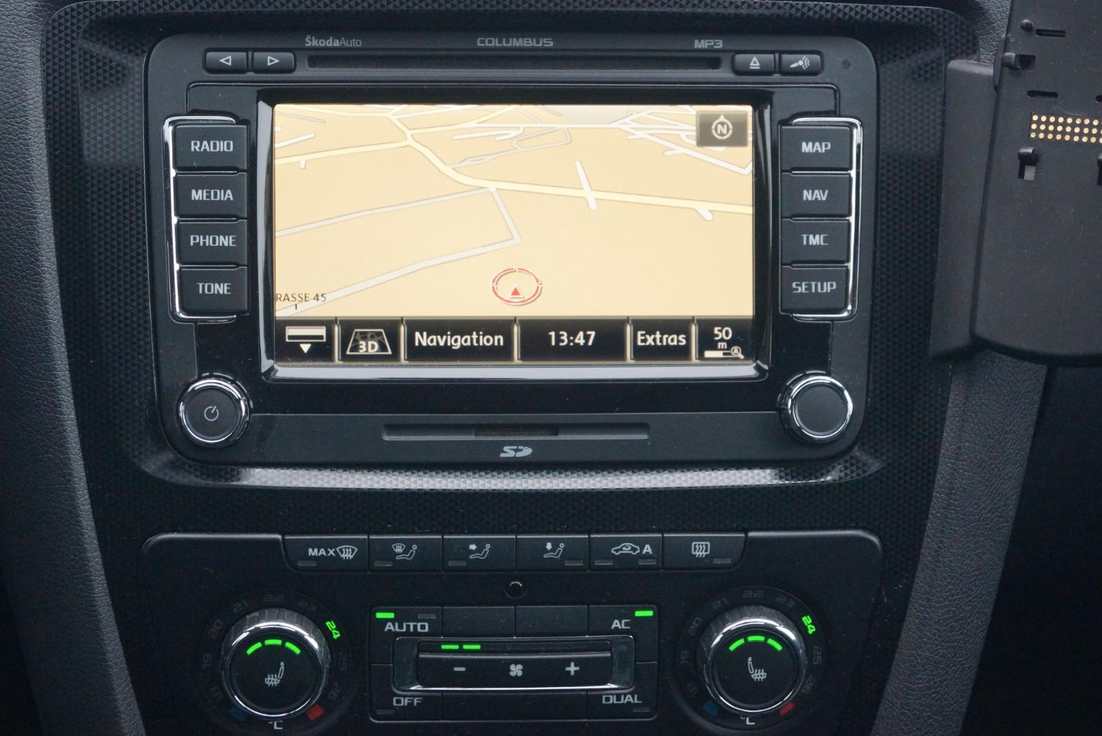 SKODA OCTAVIA COMBI 2.0 RS 200CH - BVM - 1ERE MAIN - TOIT OUVRANT