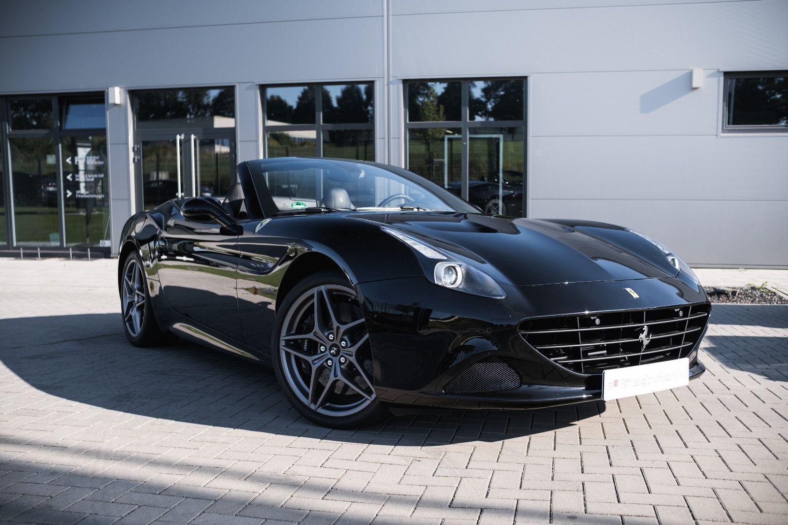 Fahrzeugabbildung Ferrari California 3.9 V8 T 4-Sitzer