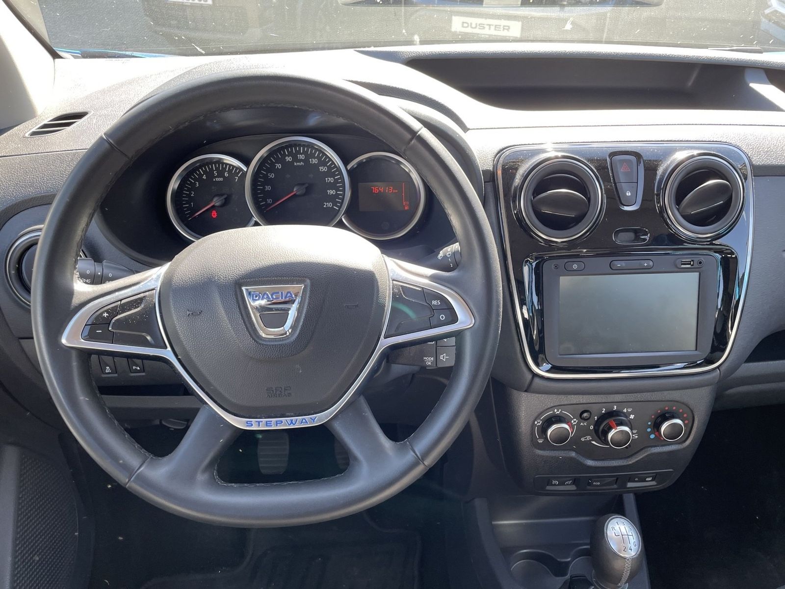 Fahrzeugabbildung Dacia Dokker Stepway Plus TCe 130