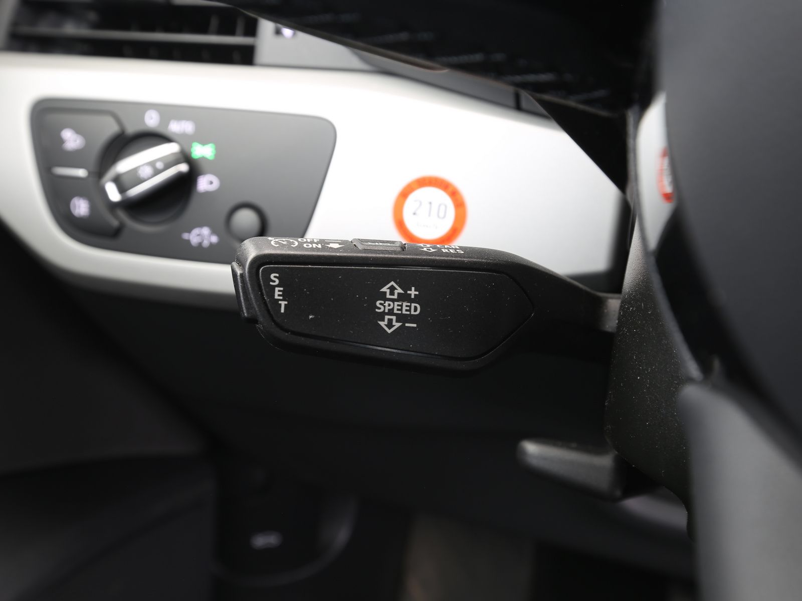 Audi A4 - Bild 14