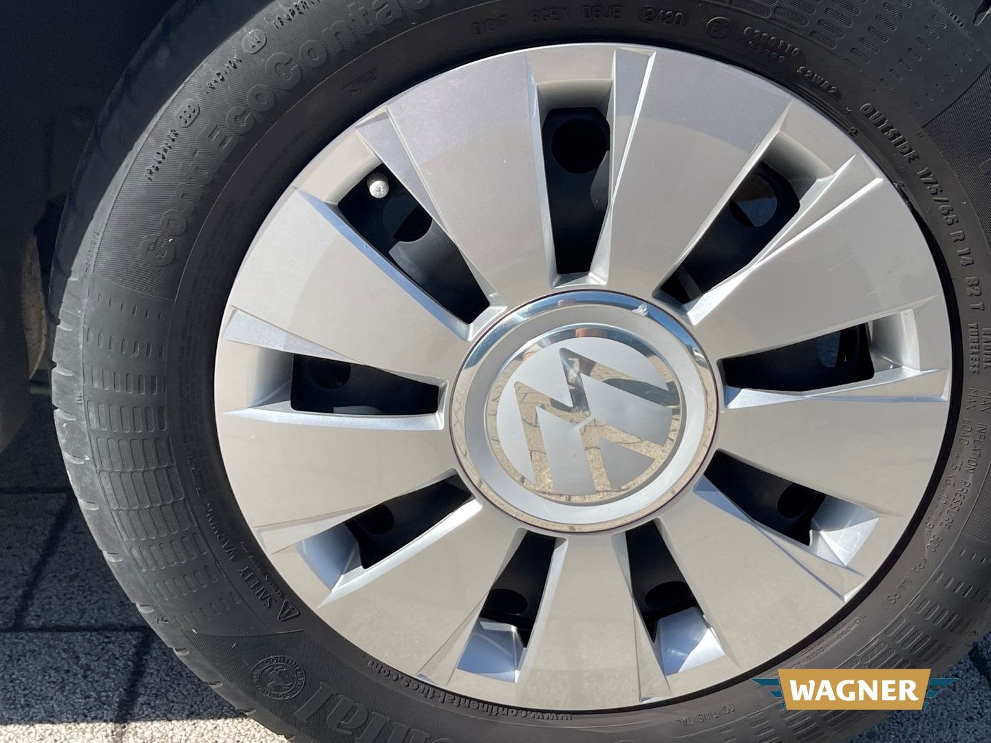 Fahrzeugabbildung Volkswagen up! Klimaanlage Tempomat Rückfahrkamera
