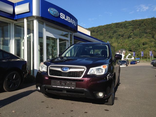 Subaru Forester Premium 2,0D*AHK*