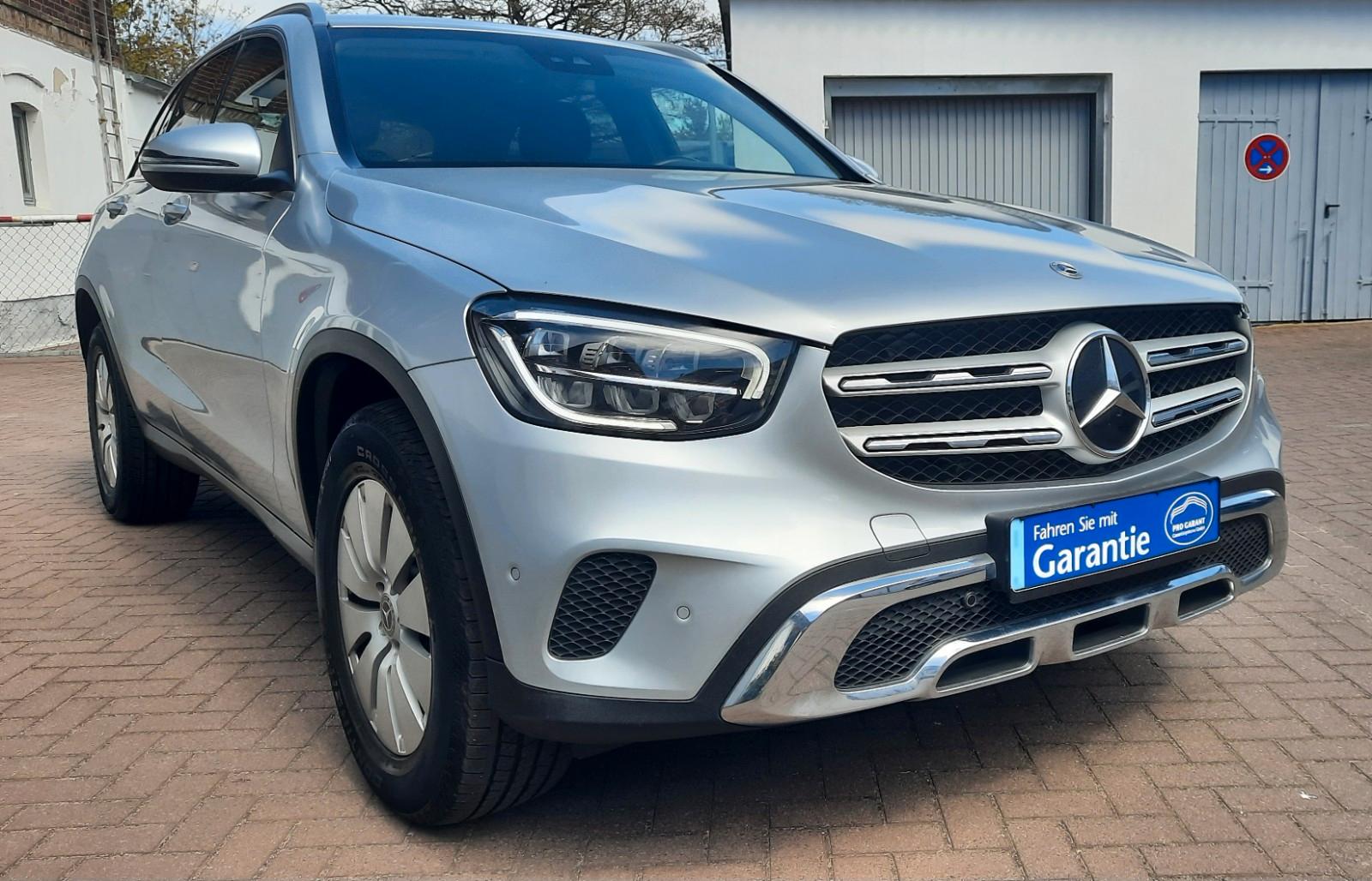 Mercedes-Benz GLC 220 d 4Matic/ Distronic/Spur/Kamera/1Hand