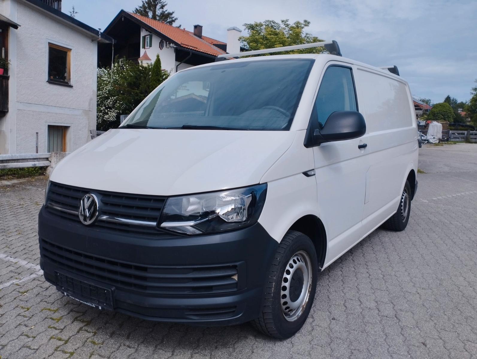 Volkswagen T 6 2,0 TDI Werkzeugregale Werkstatt Bott