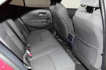 Toyota Corolla 1.8 Hybrid Team D *2XPDC*ACC*CAM*LED*SHZ