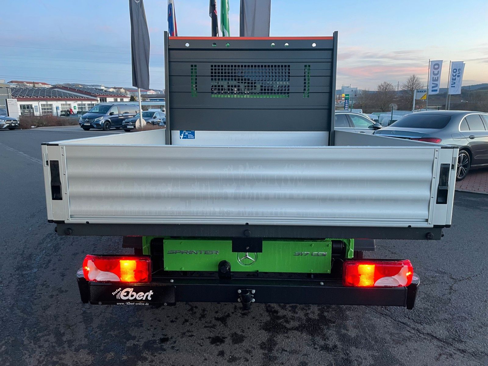 Fahrzeugabbildung Mercedes-Benz Sprinter 317 CDI DoKa 3665 9G Klima AHK3,5to