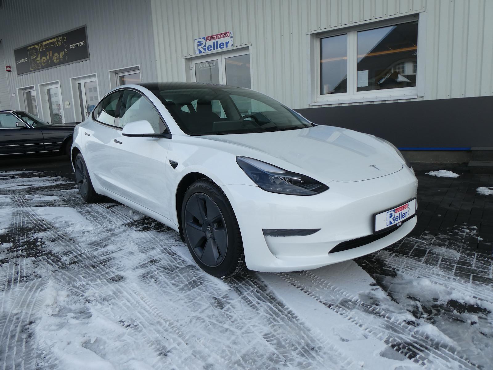 Tesla Model 3 Long Range Dual AWD