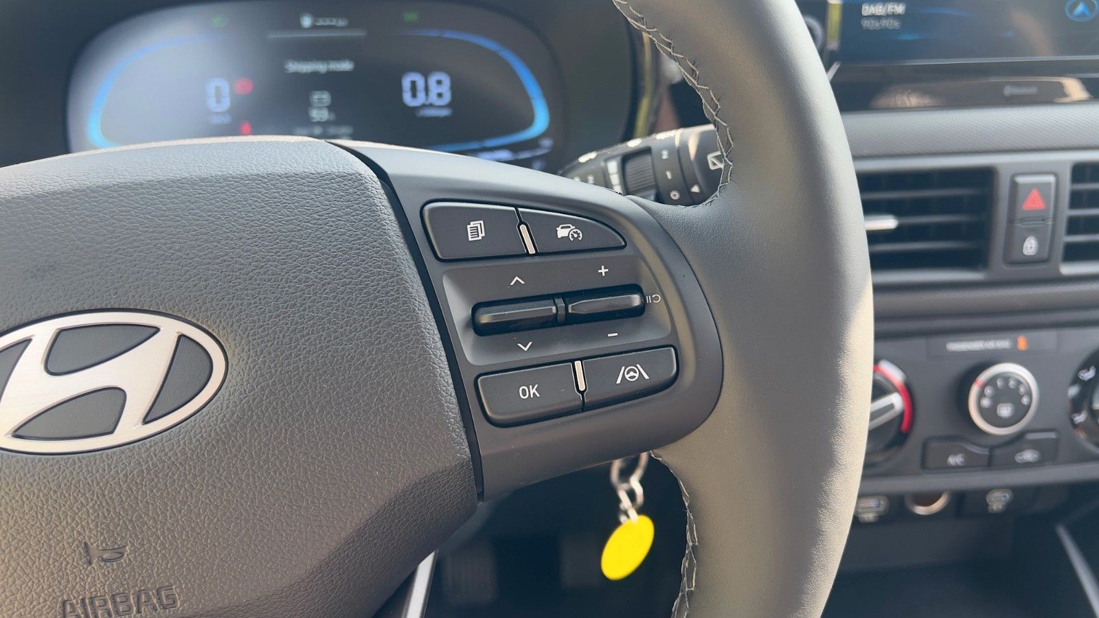 Fahrzeugabbildung Hyundai i10 1.0 Trend *Klima*Navi*CarPlay*PDC*RFKamera*