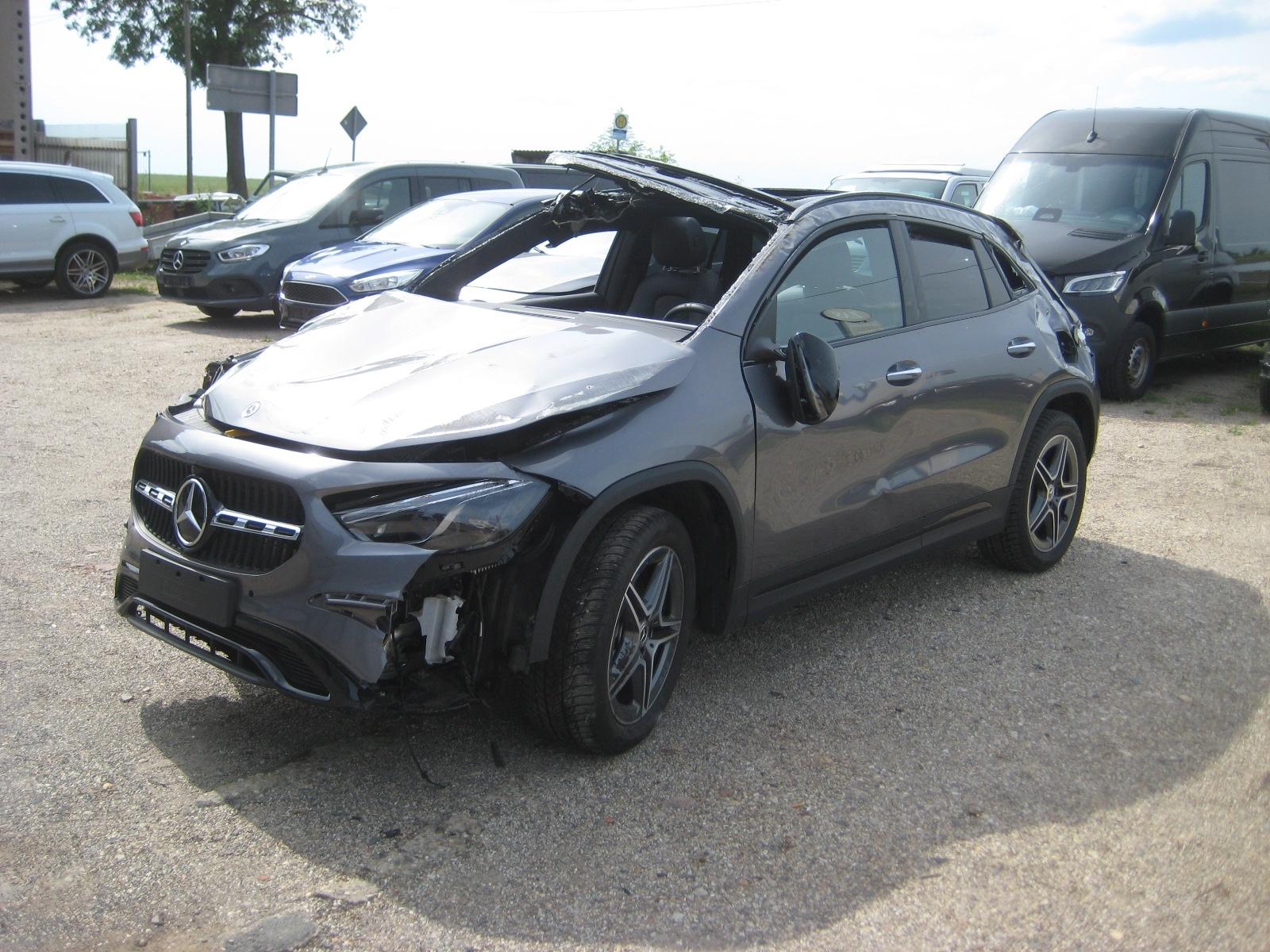 Mercedes-Benz GLA 200 -Model 2025