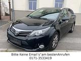 Toyota Avensis Kombi Executive * 1 Hand * Kamera - Toyota Avensis mit Diesel-Antrieb: Kombi