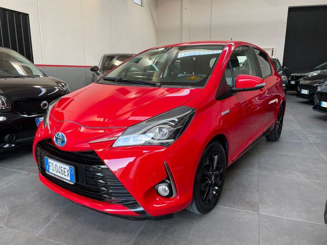 Toyota Yaris 1.5 Hybrid 5 porte Trend ''Red Edit