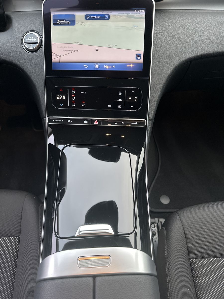 Fahrzeugabbildung Mercedes-Benz C 220d T Avantgarde NAV+LED+BURMESTER+ACC+V-COCK