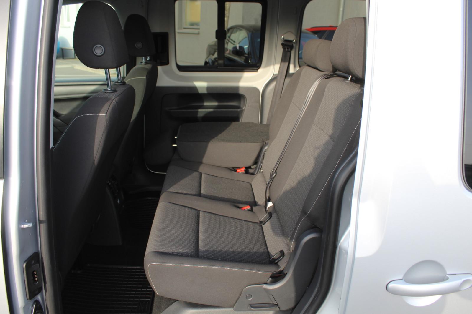 Volkswagen Caddy Maxi Trendline 2.0 TDI +7 Sitze+AHK+PDC+