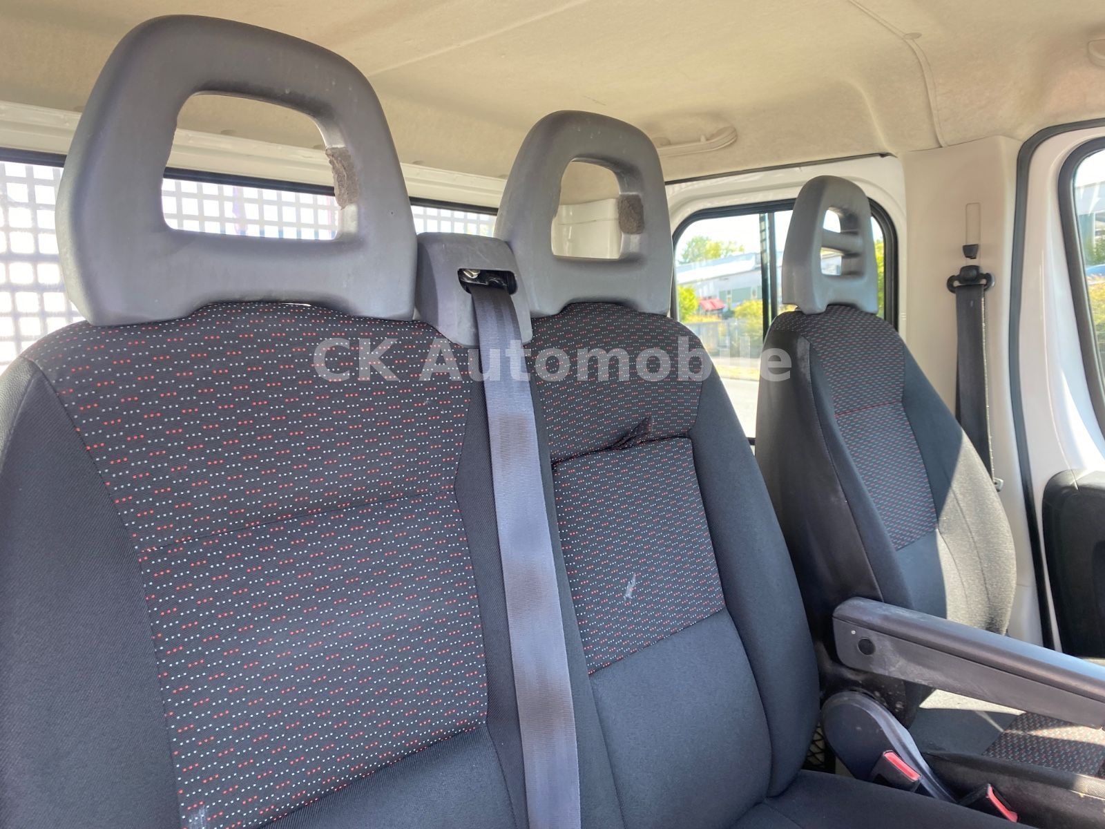 Fahrzeugabbildung Citroën Jumper Pritsche Doka. 35 L4 Heavy BlueHDi 130