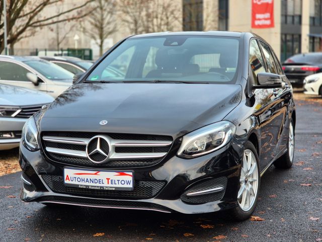 Mercedes-Benz B 180 7G-DCT Urban Navi Park-Assistent AHK