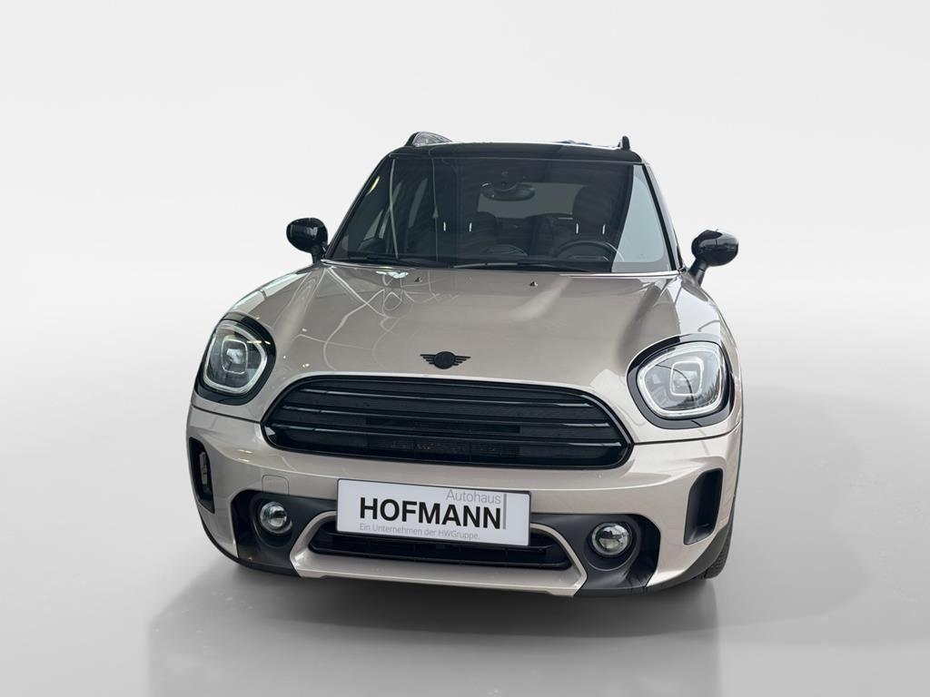 MINI Cooper D Countryman Aut. Essential Trim Navi+LED
