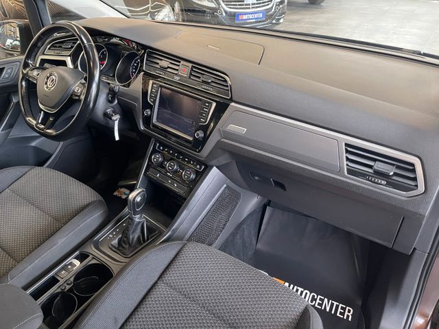 MYAUTOCENTER – Gebraucht- und Jahreswagen mit Werkstattservice in Pfaffenhofen Volkswagen Touran Comfortline BMTStart-Stopp *7-Sitzer*TÜV