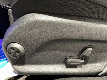 Mercedes E 300 - 6