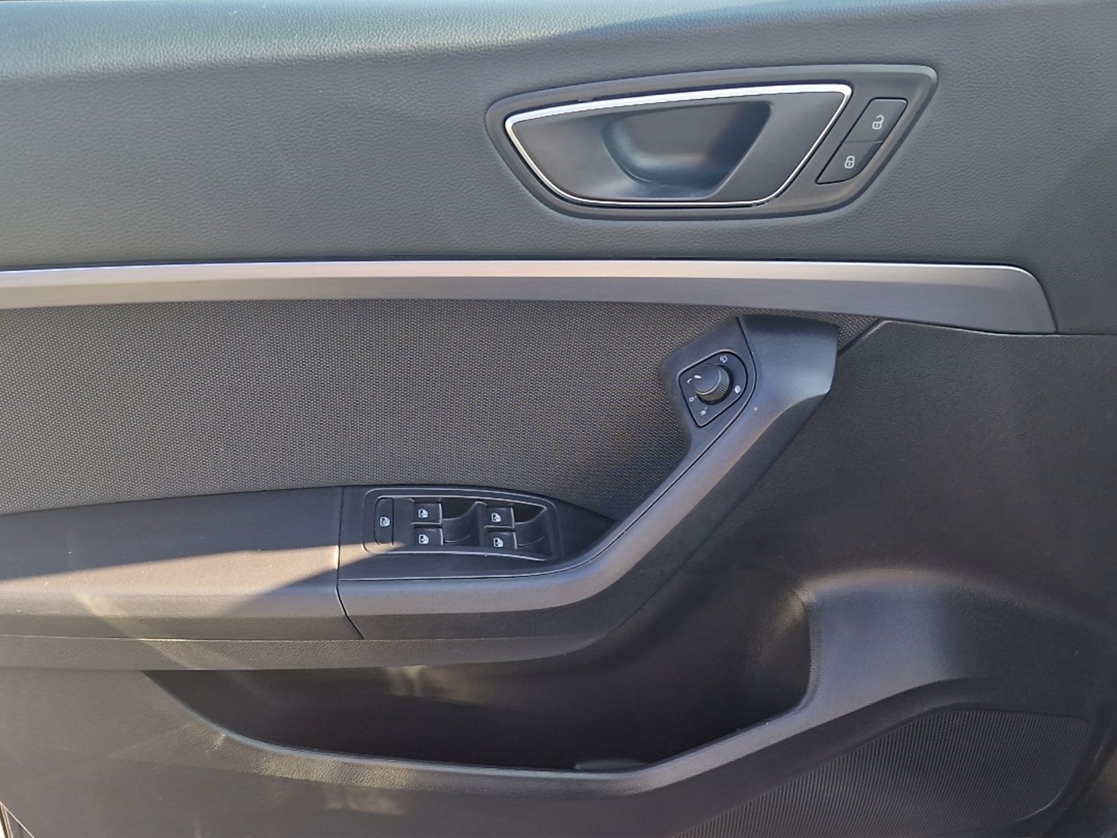 Fahrzeugabbildung SEAT Ateca FR 4Drive LED Navi ACC STHZ RFK SHZ