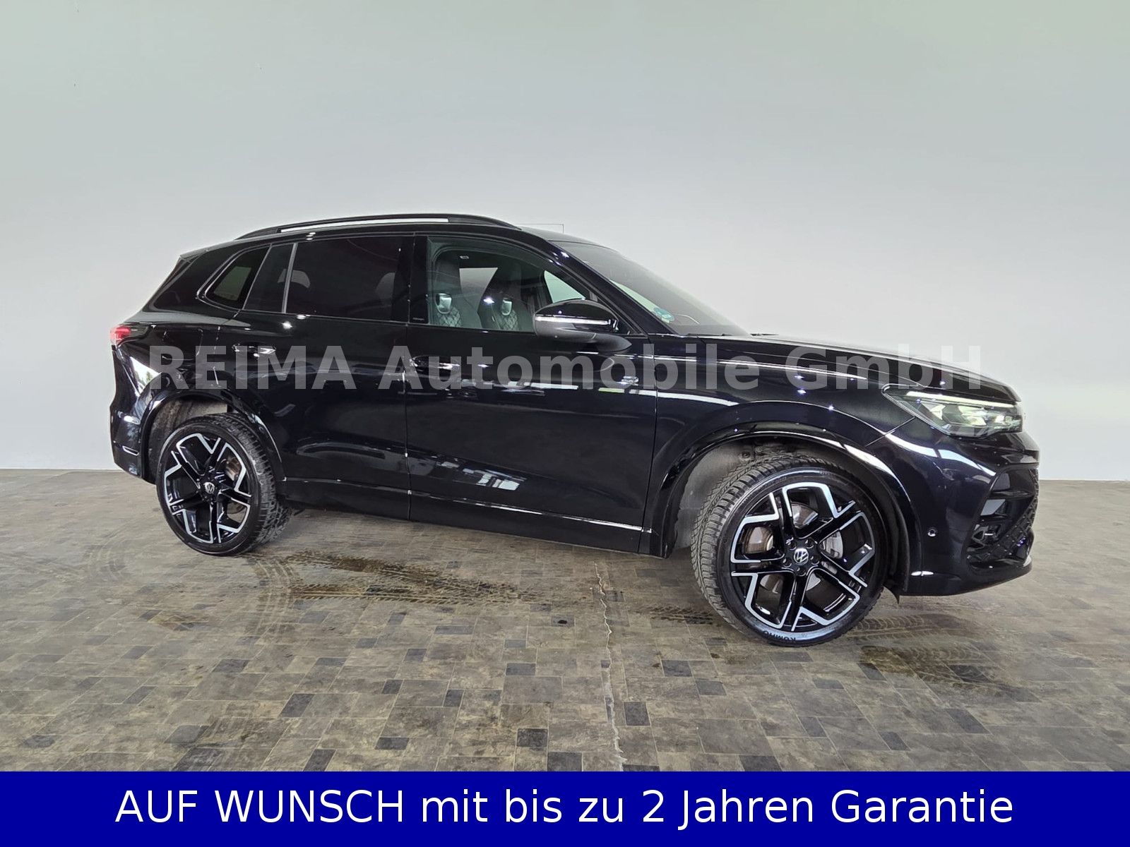 Fahrzeugabbildung Volkswagen Tiguan 2.0 TDI  4Motion R-Line, IQ Light,Massage