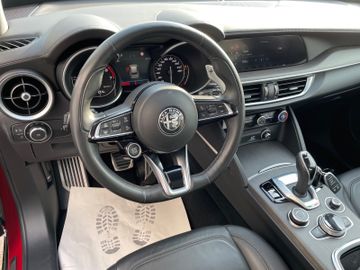 Fahrzeugabbildung Alfa Romeo Stelvio Lusso Ti Q4 Navi Pano RFK AHK H&K uvm .