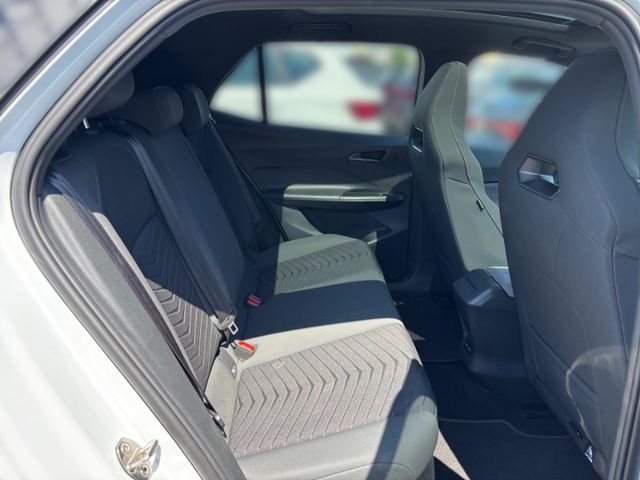 Born 58 kWh LED Sitzh. 20'' Beats Pano Keyless