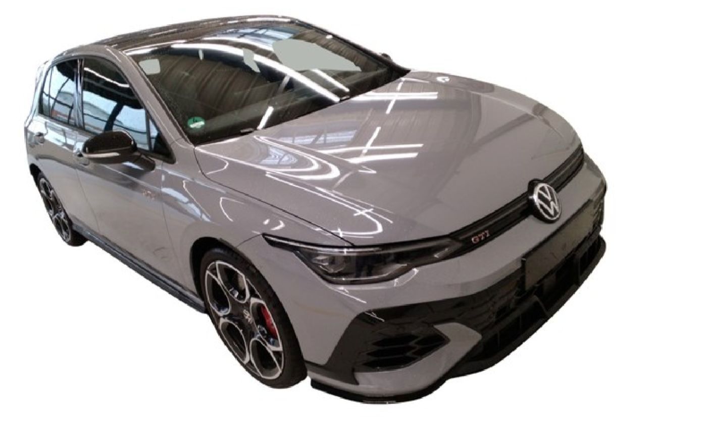 Volkswagen Golf VIII GTI Clubsport 2.0 TSI DSG PANO foto 2
