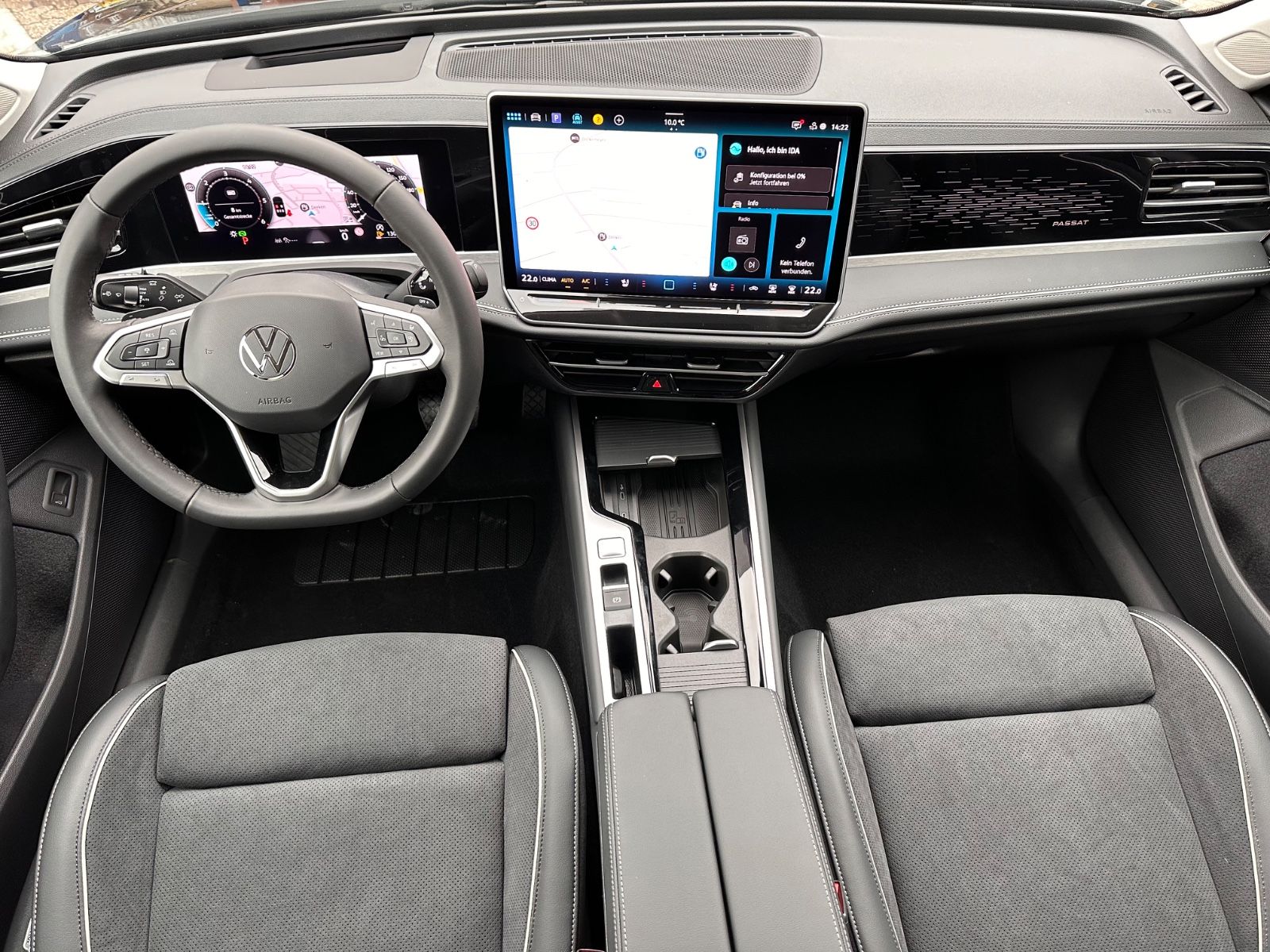 Fahrzeugabbildung Volkswagen Passat Variant 2.0 TDI Elegance Matrix/AHK/Navi