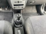 Opel Corsa C 1.2 Twinport - Opel Corsa aus 2005 mit Benzin-Antrieb: Kleinwagen, 1.2
