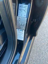 Volkswagen Golf - 10