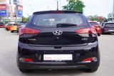 Hyundai i20 1.2 Trend Navi AHK Kamera Sitzheizung Klima - Hyundai i20: Schwarz