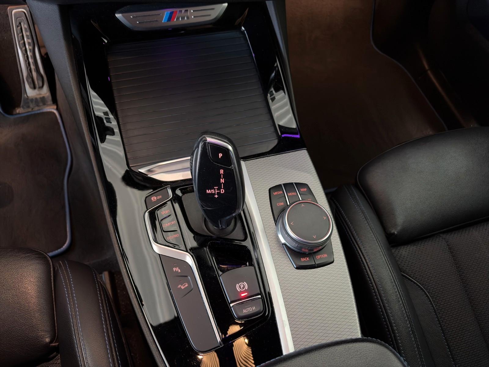 BMW X3 M40i/ Elektr. PANO/SHZ/8-FACH/APPLE CP
