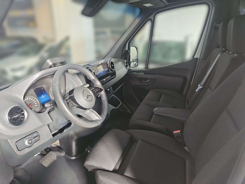 Fahrzeugabbildung Mercedes-Benz Sprinter 319 CDI Kasten L2H2 4x4 Schwingsitz LED