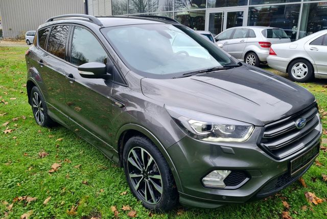 Ford Kuga 2,0 TDCi 4x4 132kW ST-Line PowerShift