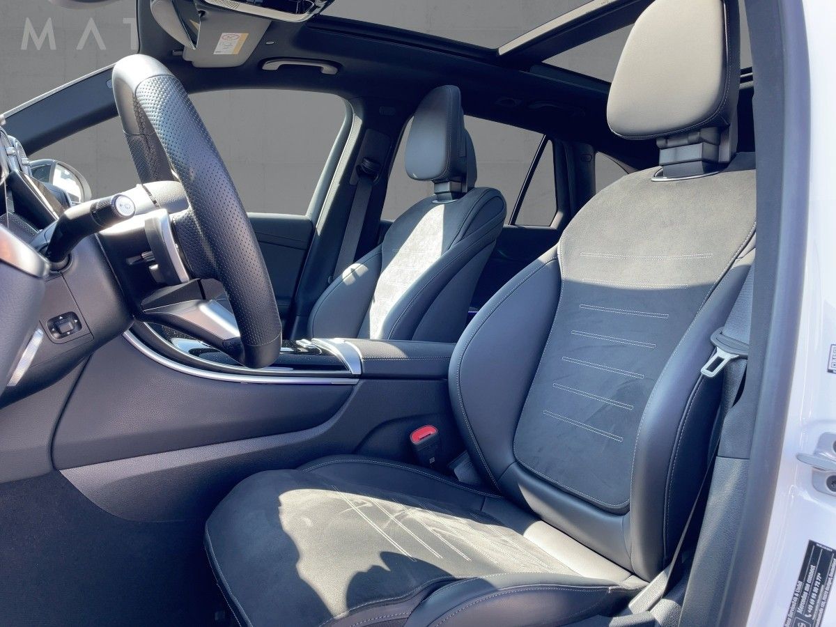 Fahrzeugabbildung Mercedes-Benz GLC 300 4M AMG/Night/Pano/360°/AHK