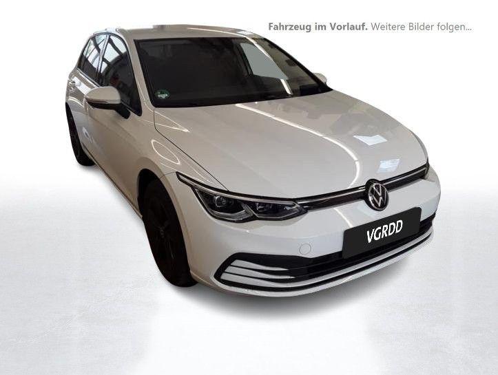 Volkswagen Golf VIII Life 1.5 TSI LED AHK NAV APP PDC